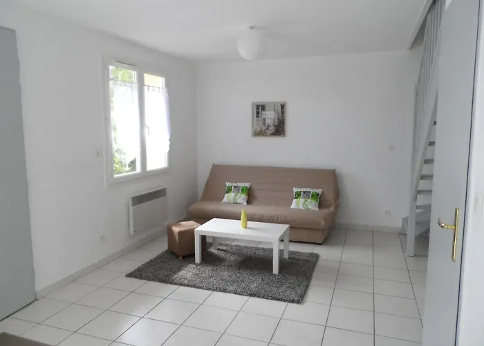 Apartmán 3 Pieces A Dives-sur-mer, Jardin Prive, Proche Port Guillaume, Piscine, Animaux Acceptes - Fr-1-487-301