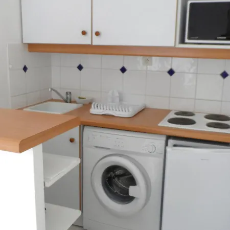 Apartment 3 Pieces A Dives-sur-mer, Jardin Prive, Proche Port Guillaume, Piscine, Animaux Acceptes Dives-sur-Mer