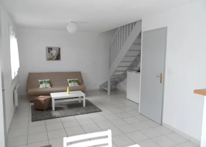 アパート 3 Pieces A Dives-sur-mer, Jardin Prive, Proche Port Guillaume, Piscine, Animaux Acceptes - Fr-1-487-301