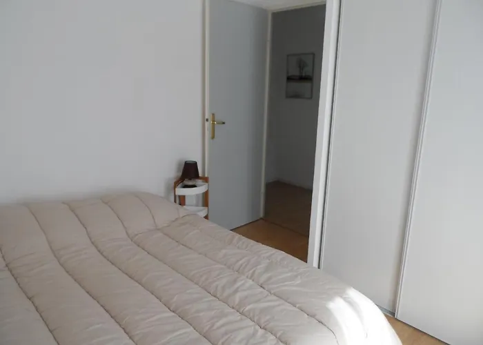 3 Pieces A Dives-sur-mer, Jardin Prive, Proche Port Guillaume, Piscine, Animaux Acceptes - Fr-1-487-301